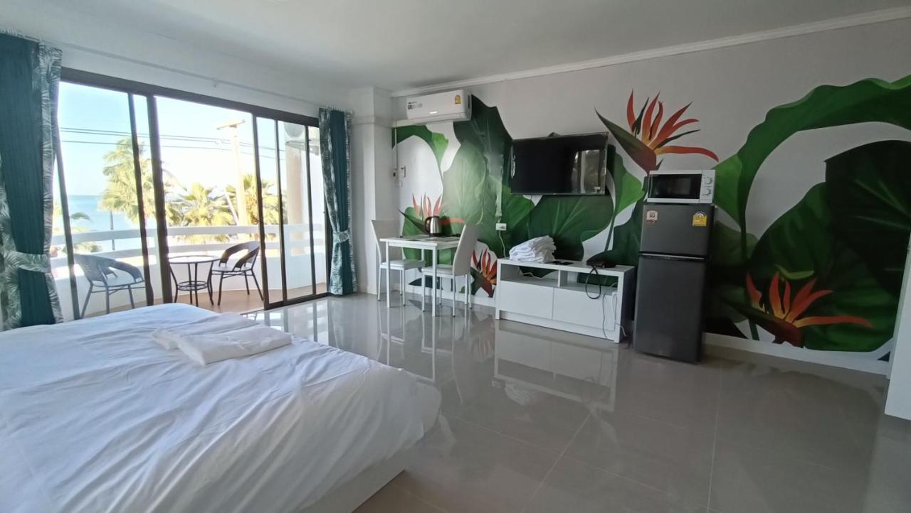 Boho Rent A Room Jomtien Beach Exterior photo